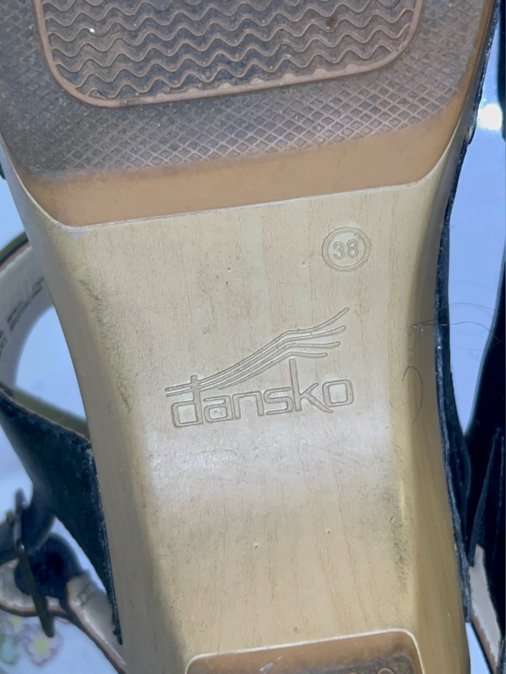 Dansko Kristy Black Sandals Size 38 (7.5) - Picture 8 of 8